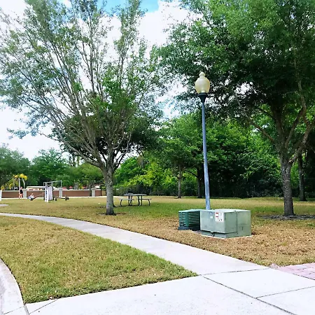 Cozy 4Bdrm/3Ba Townhome, 6 Miles To Disney & Shops-2
