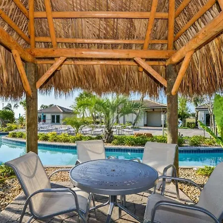 Spectacular 5 Bedroom Pool Home At Oasis Champion Gates-2