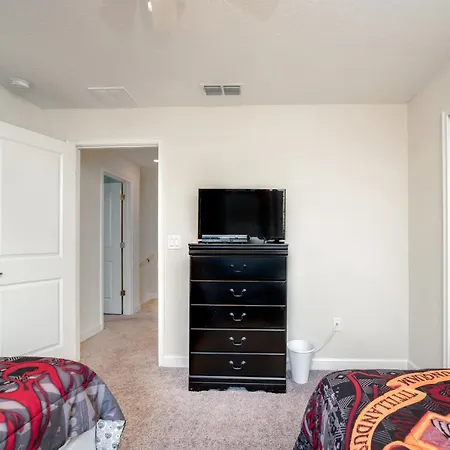 Stunning Lakeview Townhome W Private Pool-2