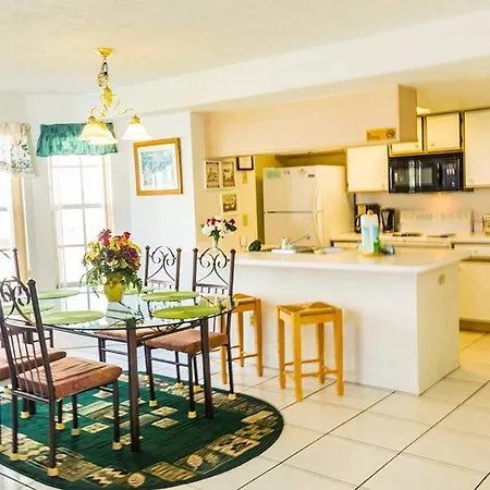 Royal Palm Bay Condo-2