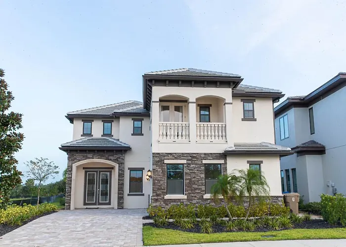 Disney's Bears Den: Luxury Pool Villa with Movie Room Kissimmee