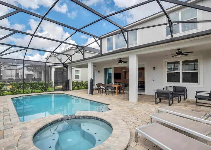 Modern Villa Wprivate Pool&Spa, Free Water Park
