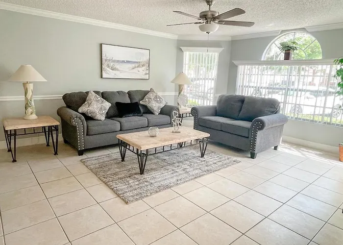 Pet friendly Grand Premier 3Br Condo Apartment Near Disney Parks Kissimmee