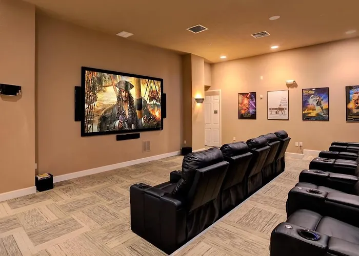 Private Family Resort - 6Br Mansion - Private Pool, Games, More! Kissimmee
