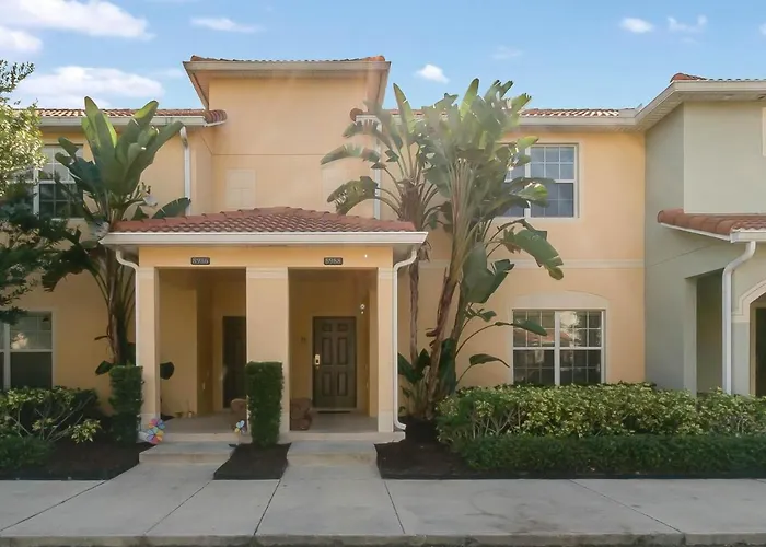 Townhome W Pool Near Disney & Orlando Attractions