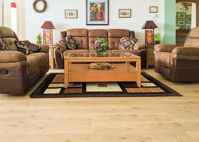 4 Bed 2269