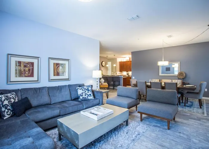 Luxury Vacation In This Gorgeous Vista Cay Condo