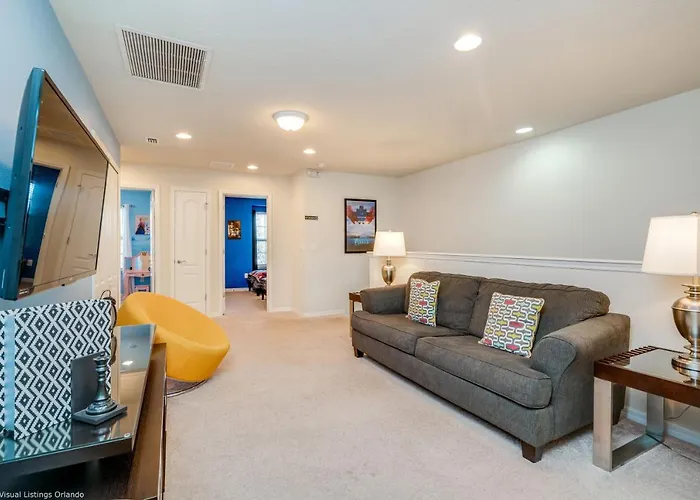 Haustierfreundliches 5-Bedroom Home With Private Pool -15 Mins From Disney- Orlando