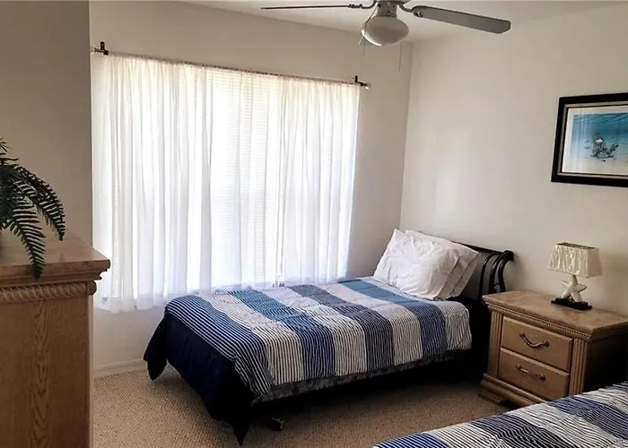 Modern & Comfy 3Br/2Ba Lakeside - 20Min To Disney & Universal, With Queen Beds, Pkg