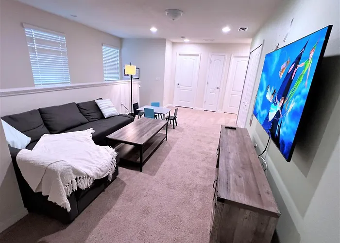 Family Friendly 5Br Resort Pool Home Near Disney World & Orlando Attractions