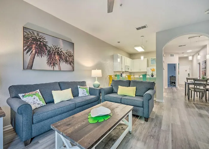 Resort Condo With Patio And Pool Access In Davenport!