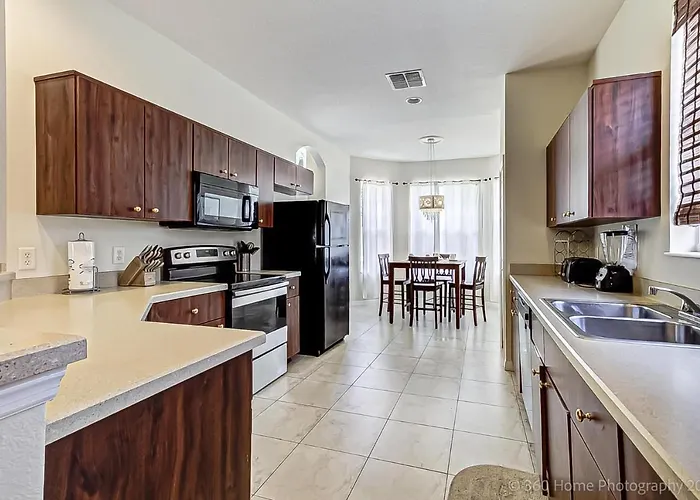 Gated Community, Private Pool And Game Room Near Disney!!!