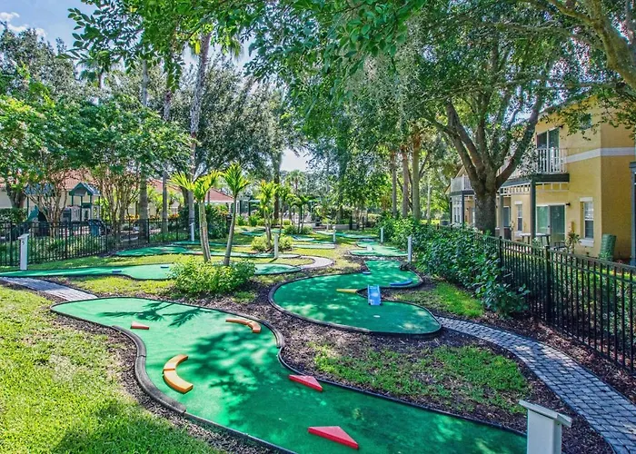 Royal Floridian - 6 Bed Emerald Island Resort Pool Home