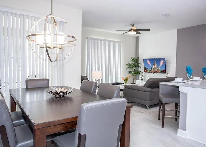 Marvelous 4 Bedroom W/ Screened Pool Close To Disney 4977