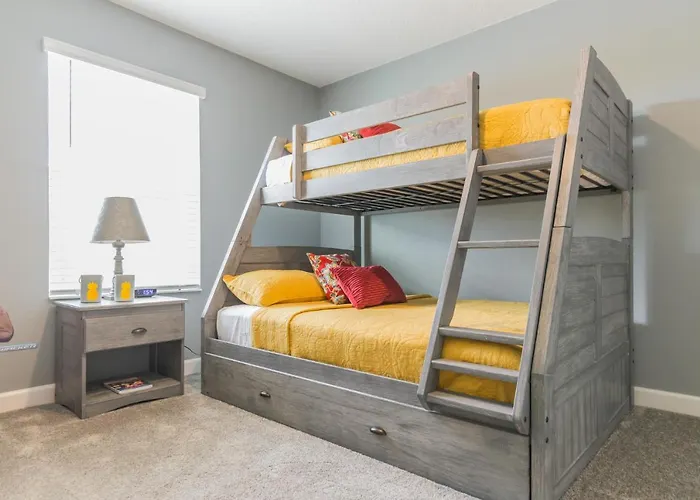 Pet friendly "Happy House" Villa Near Disney World! Kissimmee