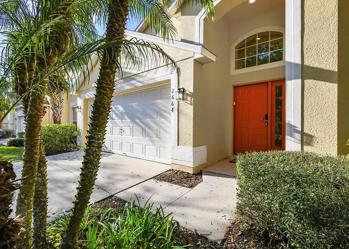 Newly Renovated 5 Bd/3 Ba Resort Home With Pool!