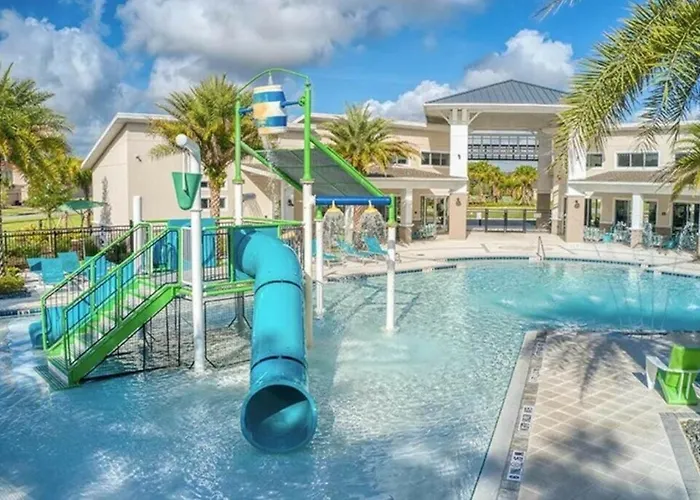 Pet friendly Massive Mansion W Pool Spa Kissimmee