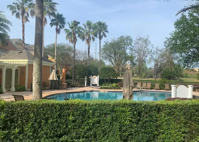 Cheerful 3 Bedroom Townhome In Reunion Florida