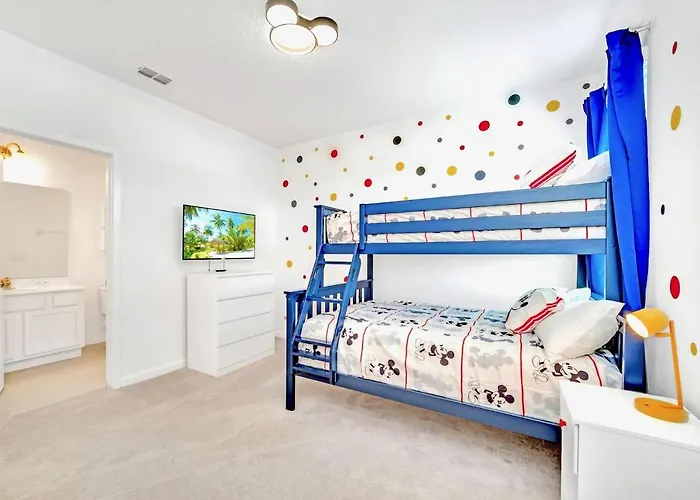 Pet friendly 15Br Mansion With Pool Hot Tub Theater & Games Room Kissimmee