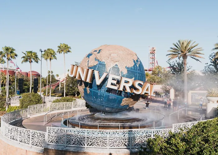 Free Resort Access, Themed Room Villa, Near Disney Kissimmee with Pool