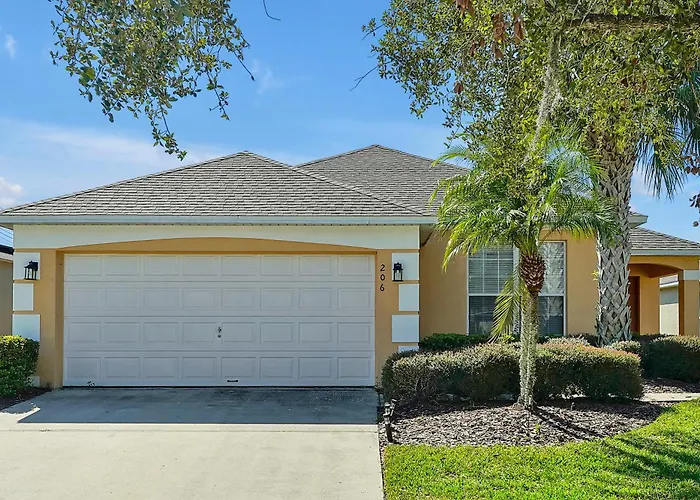 Bikini Bottom - 4 Bed Disney Pool Home