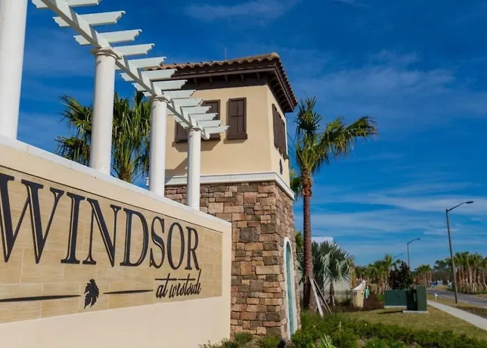 Bsv8919 - Gorgeous 5 Bedroom 4 Bath Townhome With Private Pool & Free Wifi