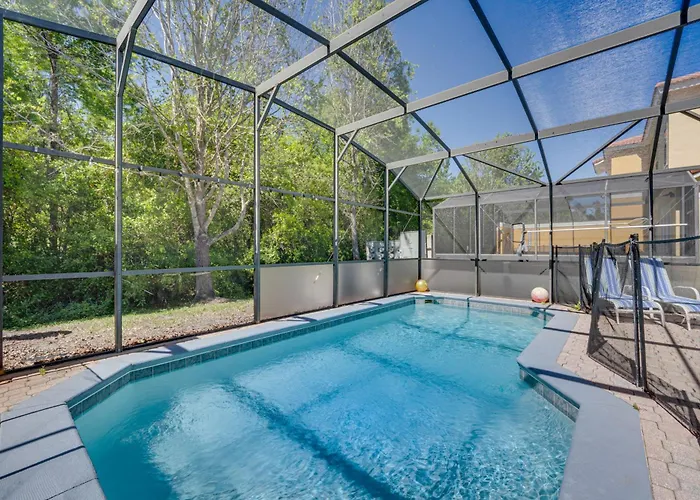 8 Mi To Disney: Villa W/ Screened Pool & Lanai