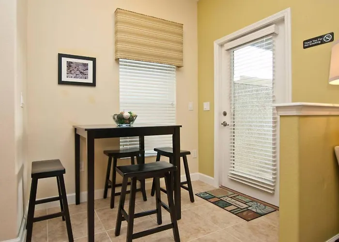 Beautiful Waterfront Townhome Wsplashpool-3024 Kissimmee with Pool
