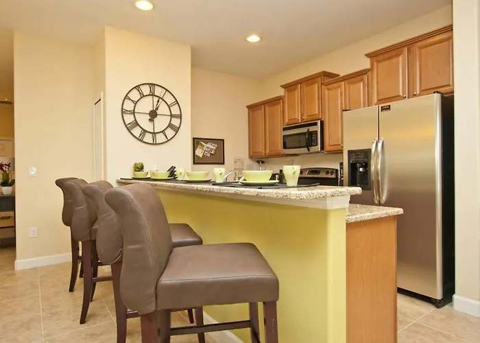 Beautiful Waterfront Townhome Wsplashpool-3024 Kissimmee with Pool