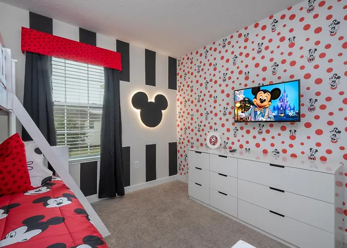 Magical Themed House Just 5 Minutes To Disney Free Bbq Pool Access