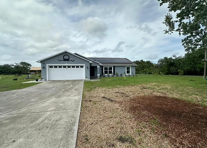 Beautiful Fully Furnished 2-Bedroom Luxury Home Kissimmee