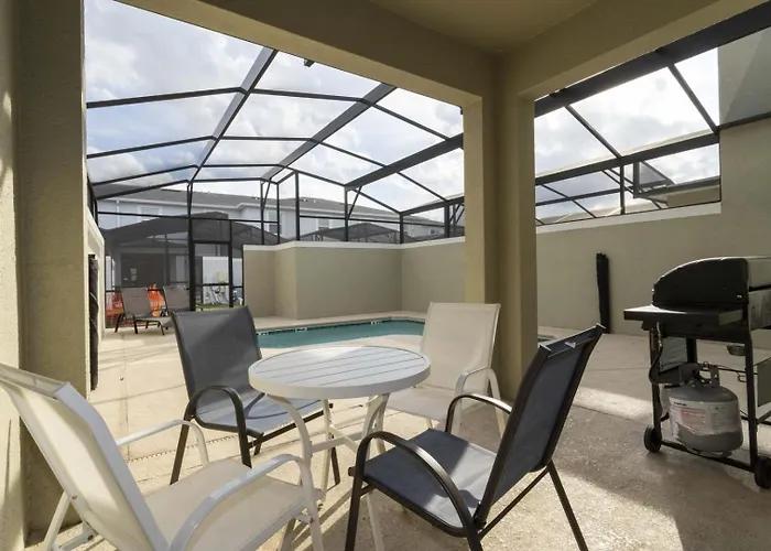 4Q/3B Storey Lake Resort, melhor localização!
