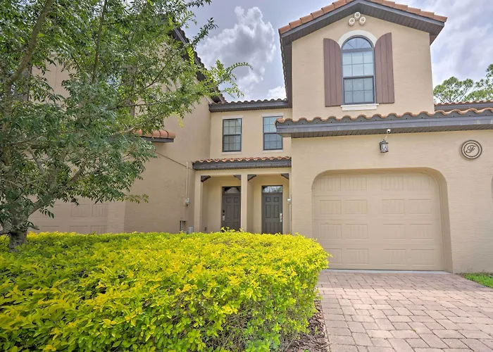 Pet friendly Near Golf & Shopping: Davenport Home W/ Yard Kissimmee