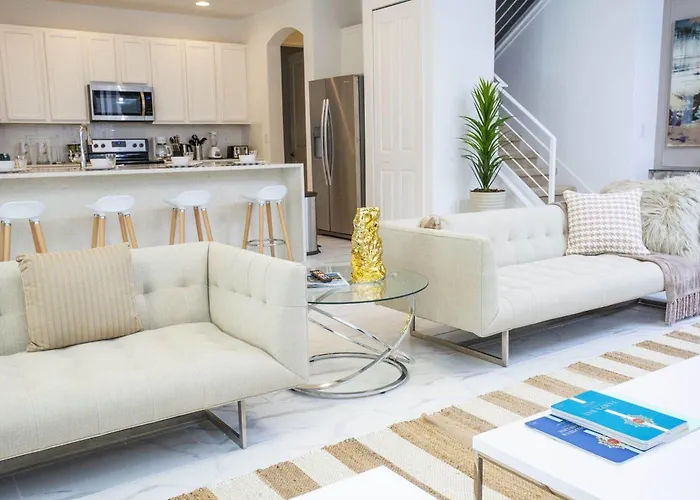 Spacious Home With Private Pool Near Disney Hunters Creek