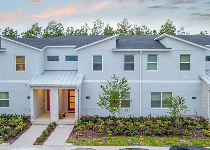Marvelous 4 Bd W/ Pool Close To Disney 218