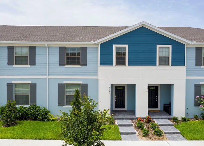 Splendid 5 Bd W/ Pool @ Windsor Westside 8921