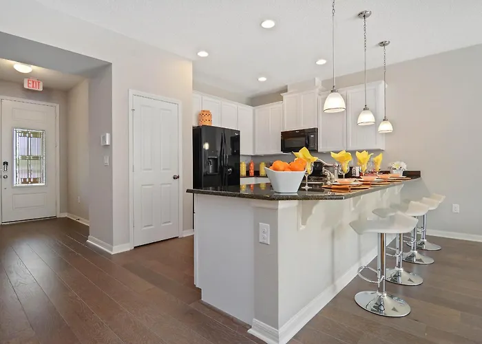 Haustierfreundliches 4Bd Sleeps 9 W Jacuzzi Close To Disney @ Compass Bay 5113C Kissimmee