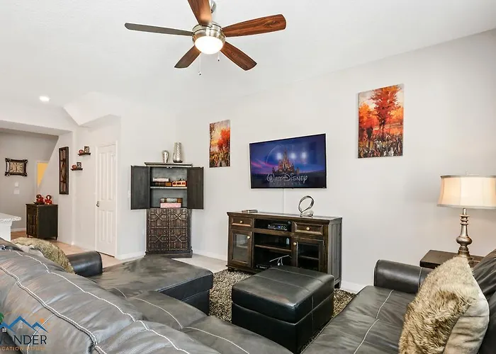 Four Bedrooms Townhome 5119