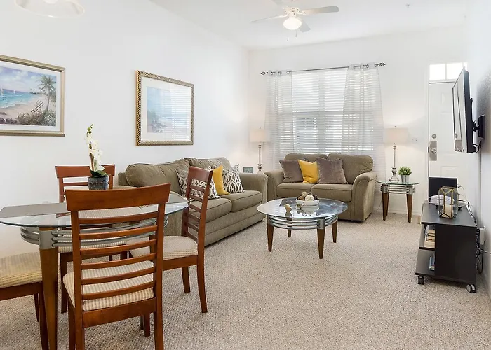 Beautiful 3 Bedroom Townhouse Near Walt Disney World