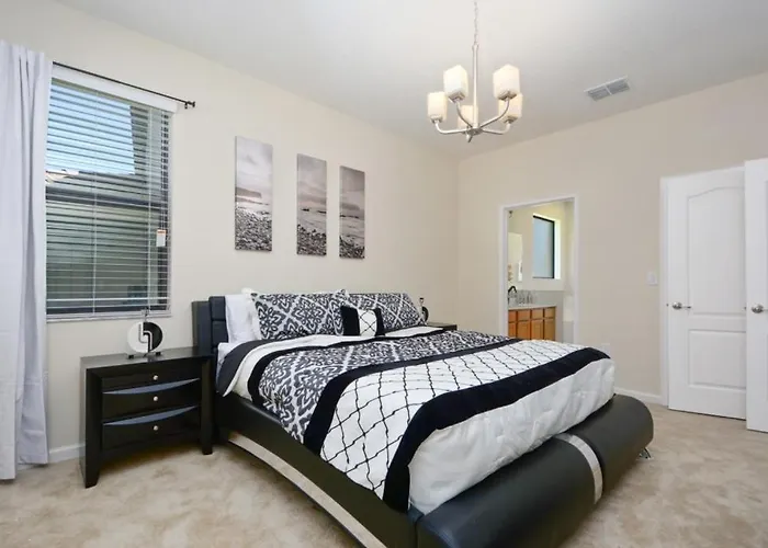 Super Spacious Luxury Home Veranda Palms Near Disney