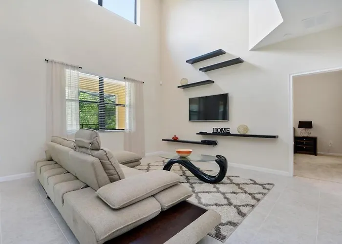 Super Spacious Luxury Home Veranda Palms Near Disney
