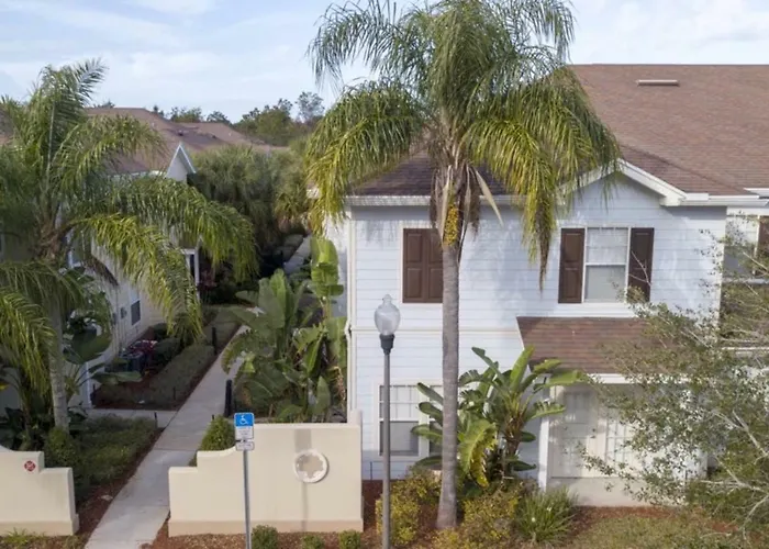 2956 Lucaya Village - Gorgeous Four Bed Condo Close To Disney Area Kissimmee