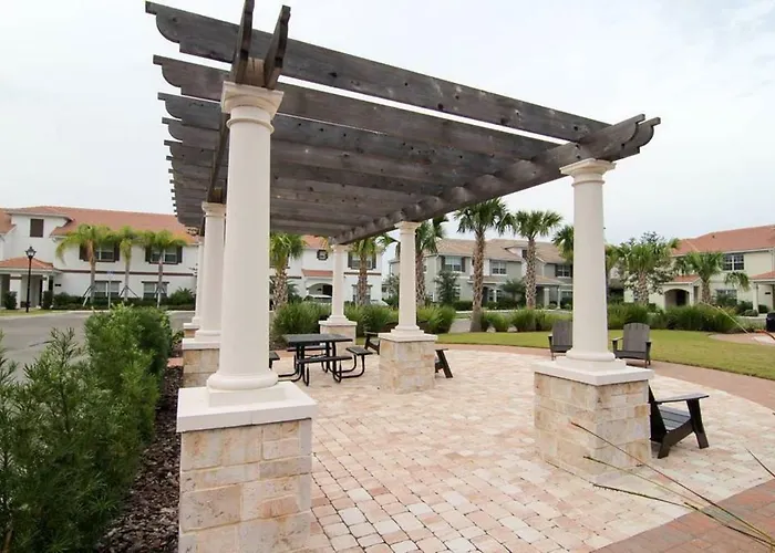 G - New 5 Bedroom Home - 5 Miles To Disney - Free Water Park - Private Pool