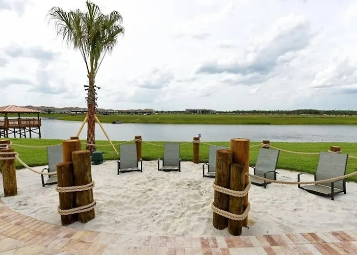 Modern Lakeside 2Br With Console & Waterpark
