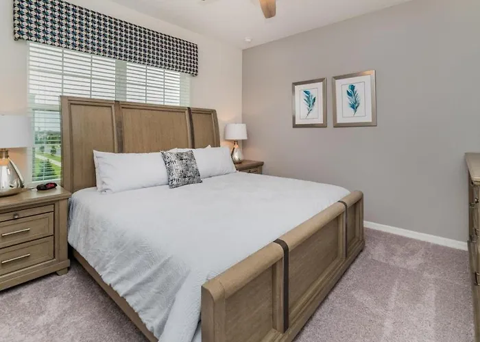 Pet friendly 9000 Egret Mills Terrace Villa Kissimmee