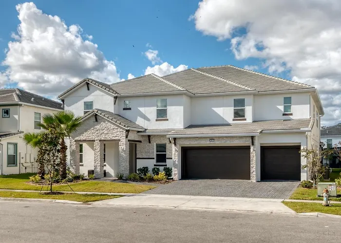Spacious House Near Disney With Private Pool Kissimmee