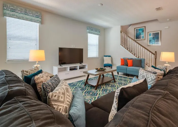 Modern Home With Private Pool Near Disney Kissimmee admite animales